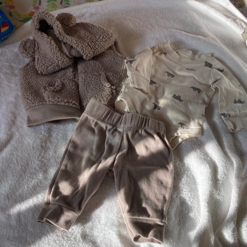 3 for $16 3 piece set Carter's Baby boy